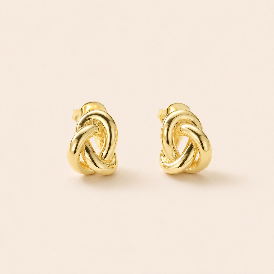 THE KNOT STUDS
