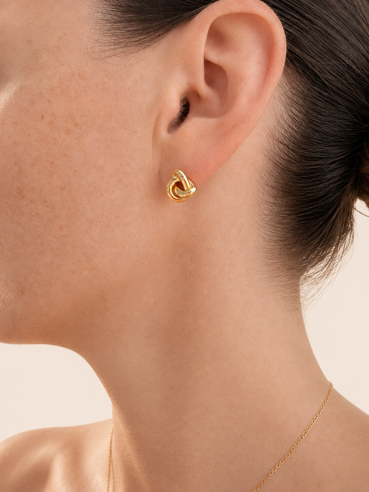 THE KNOT STUDS