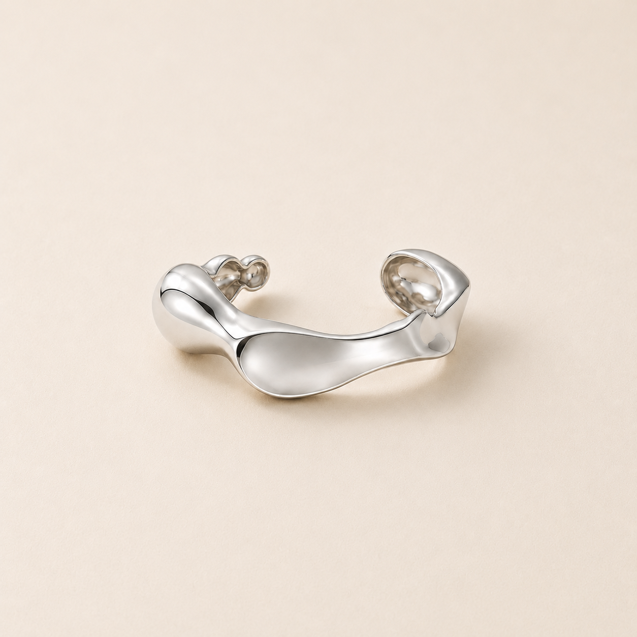 THE FLUID CUFF